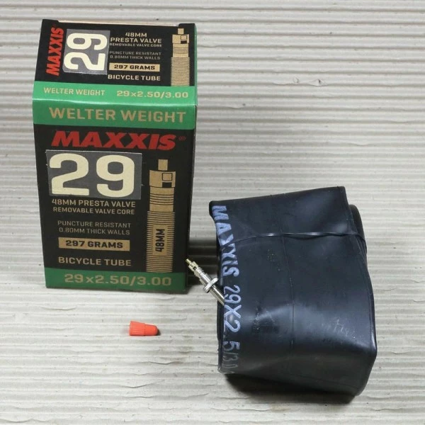 Schlauch Maxxis 29+ 29x2.50-3.00 62/75-622 WelterWeight SV 48mm 1 Schlauch Maxxis 29+ 29x2.50-3.00 62/75-622 WelterWeight SV 48mm